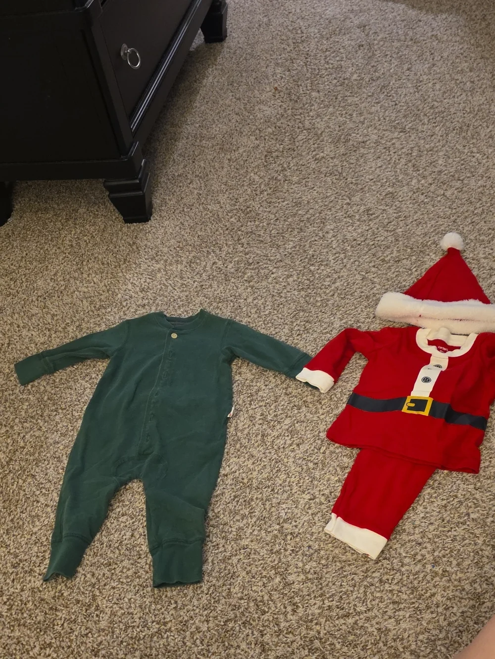 Carter’s Santa Christmas Baby Outfit Bundle Set 9M